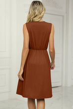 Load image into Gallery viewer, Contrast V-Neck Sleeveless Dress