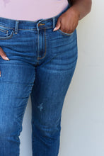 Load image into Gallery viewer, Judy Blue Aila Short Full Size Mid Rise Cropped Relax Fit Jeans