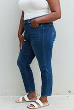 Load image into Gallery viewer, Judy Blue Aila Regular Full Size Mid Rise Cropped Relax Fit Jeans