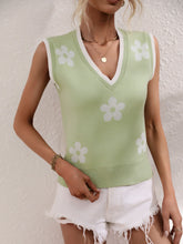 Load image into Gallery viewer, Floral Contrast Ribbed Trim Sweater Vest