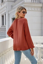 Load image into Gallery viewer, V-Neck Raglan Sleeve Ruched Detail Top